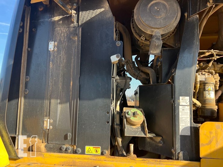 caterpillar-930m-image-23