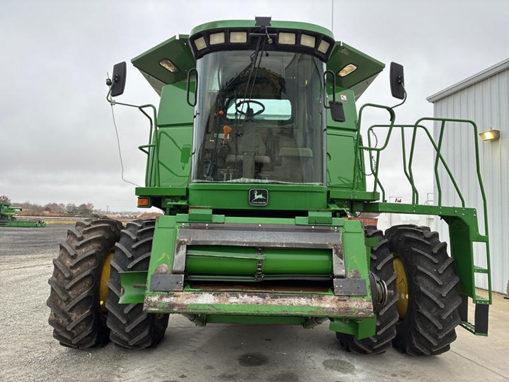 john-deere-2000-image-8