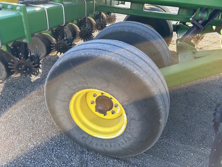 john-deere-db80-image-33