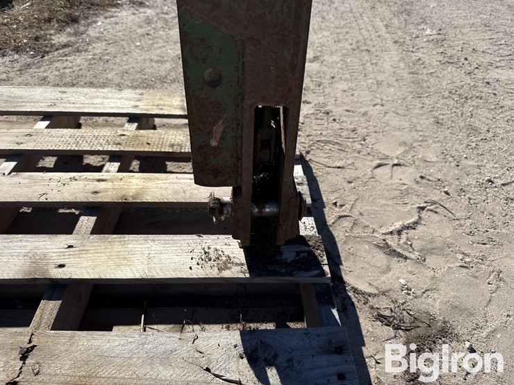 john-deere-3-pt-quick-hitch-image-13