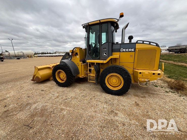 2007-deere-444j-image-9