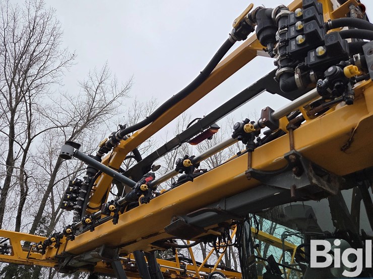 hagie-sts12-image-11