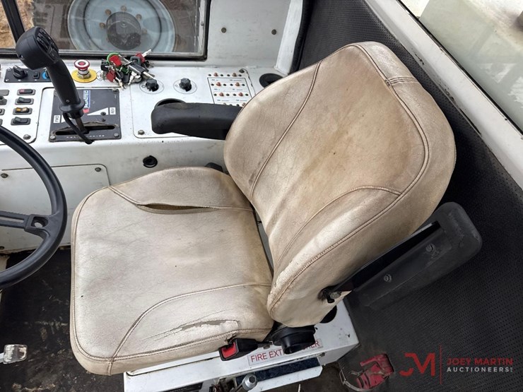 roadtec-fb-100e-sweeper-image-18