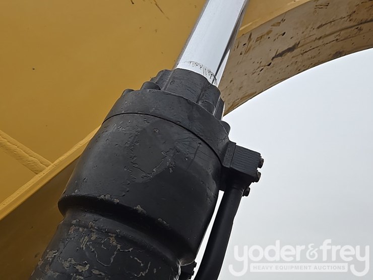 2012-caterpillar-349el-image-57