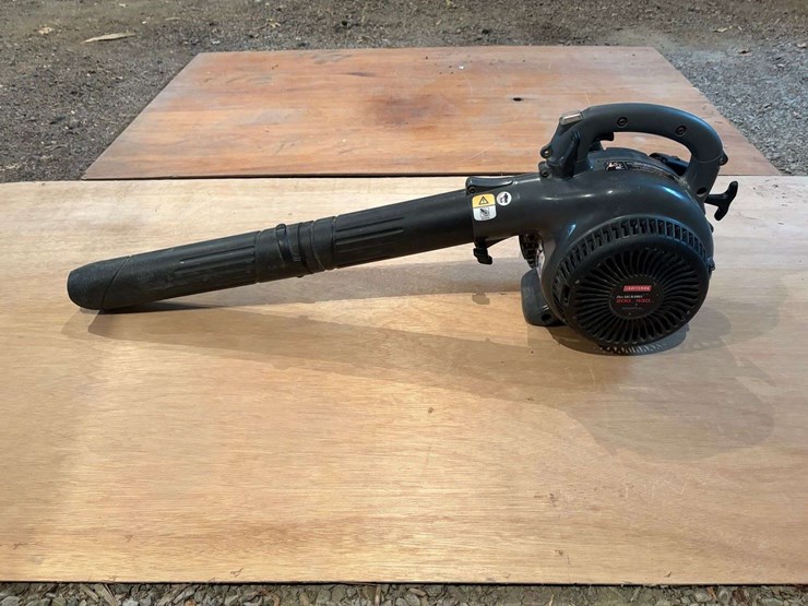 craftsman-25cc-gas-blower-with-simpul-technology,-ran-this-spring-and-summer,-currently-won’t-start-image-1