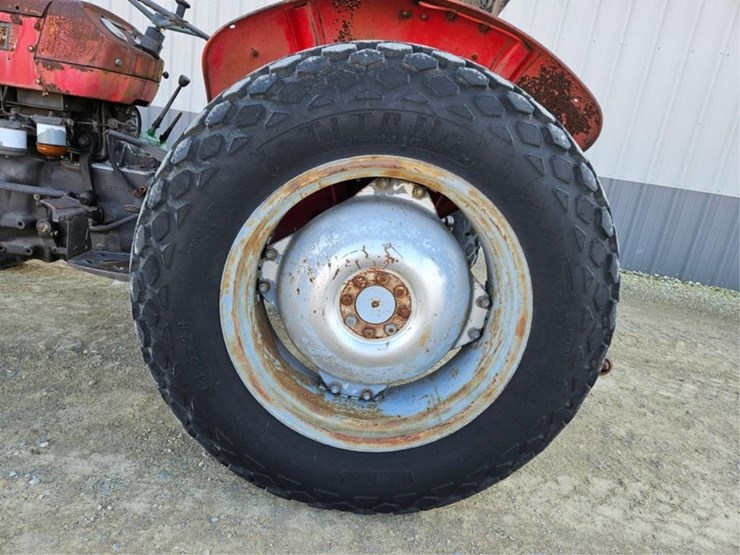 massey-ferguson-240-image-68