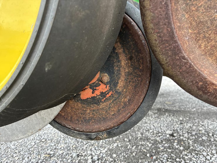 john-deere-750-image-21