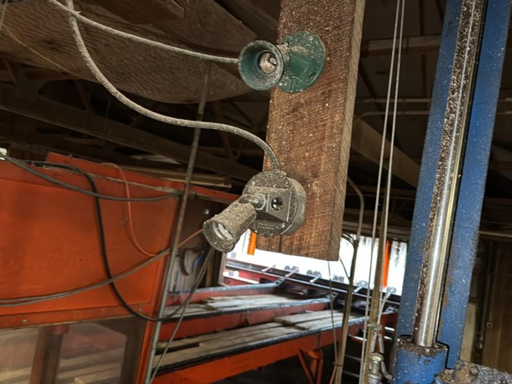 #141-•-guide-light-system-for-edger*-image-3