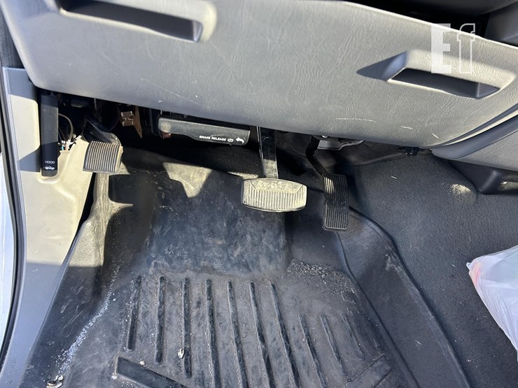 2005-ford-f350-image-23