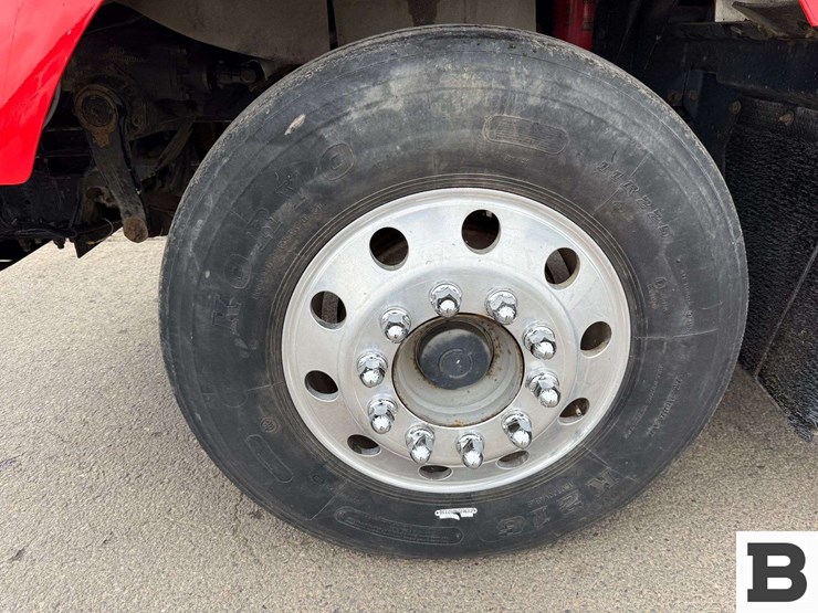 2004-kenworth-t800-image-25