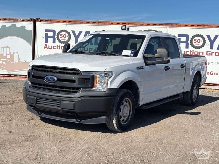 2018-ford-f-150-4x4-crew-cab-pickup-truck-image-1