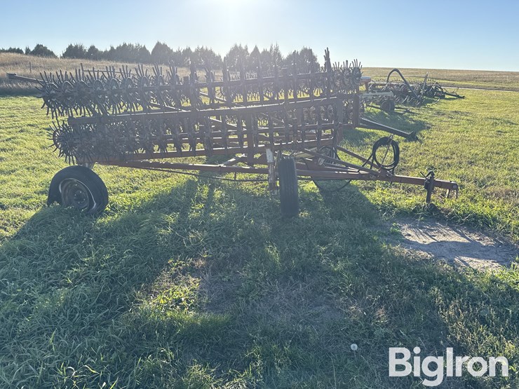 shop-built-28'-rotary-hoe-image-4