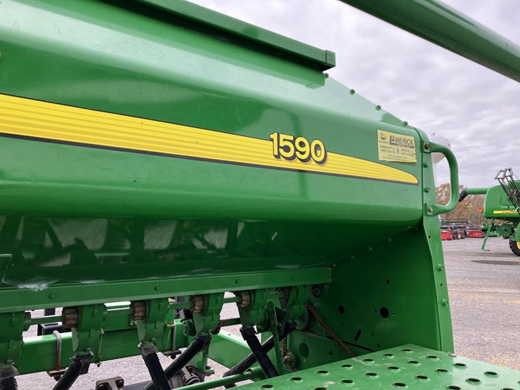 john-deere-1590-image-9