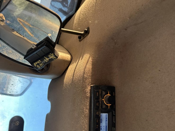 2014-case-721f-xr-image-63