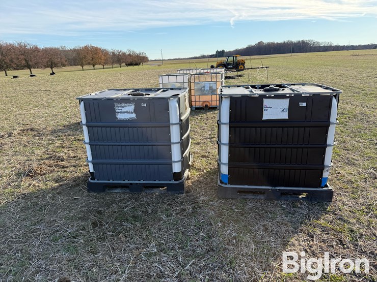 poly-265-gal-containers-image-8