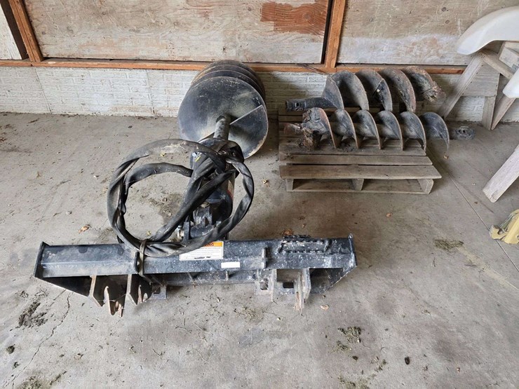 john-deere-worksite-pro-pa30-post-hole-auger,-24”,-18”-and-12”-bits,-standard-flow-hydraulics,-flat-image-2