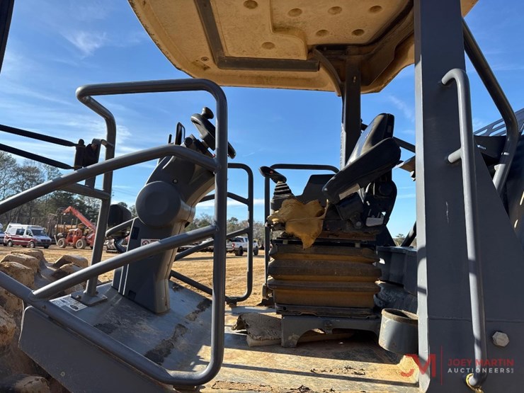 2018-hamm-h10i-image-13