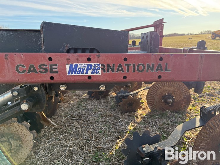 case-ih-5600-image-15