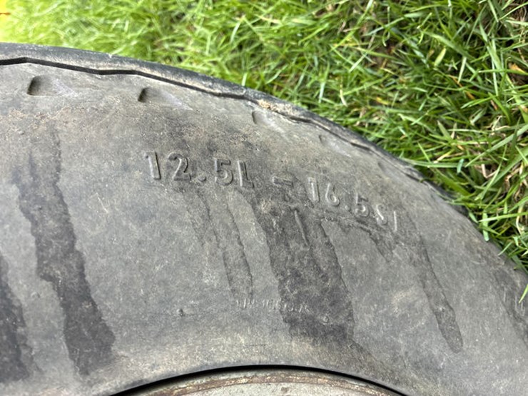 case-ih-200-image-24