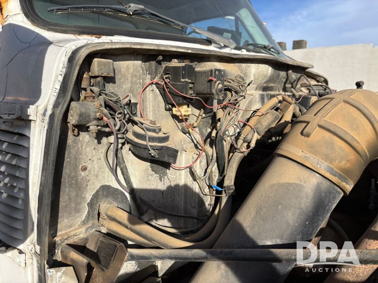 1981-new-leader-l2020-image-58