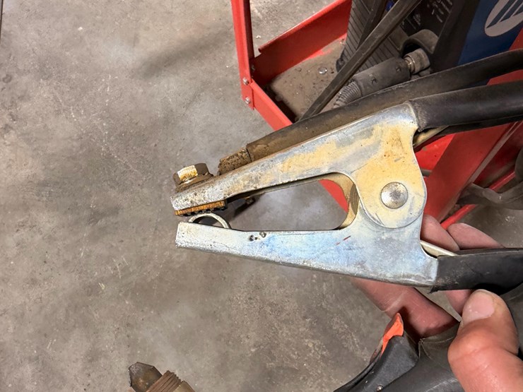 miller-spectrum-875-dc-plasma-cutter-w/-accessories-&-cart-image-15