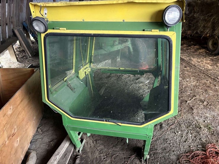 john-deere-3010-image-7