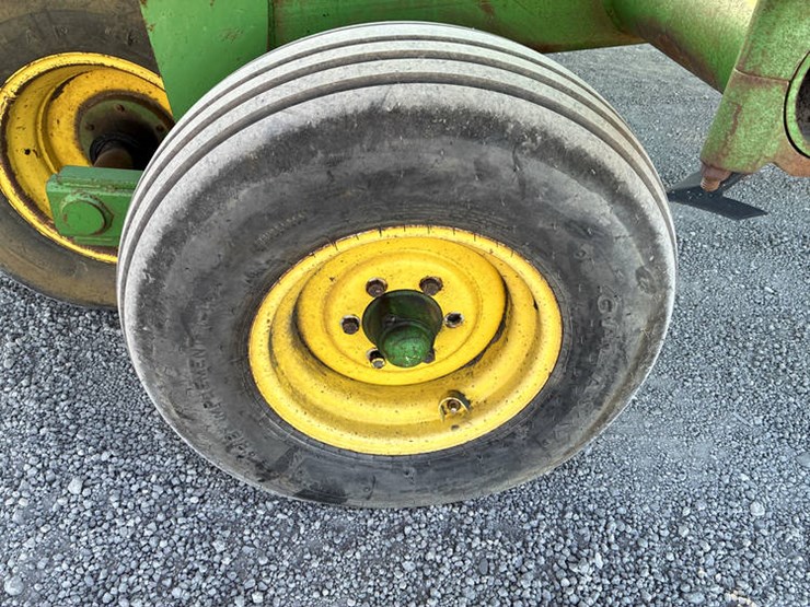 john-deere-726-image-20