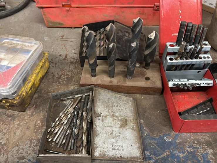 #182-•-contents-of-top-shelf-of-work-bench-and-wall-above-it*-image-2