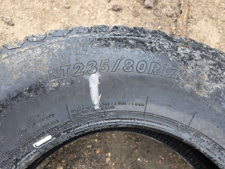 (1)-lt235/80r17-firestone-tire-image-4
