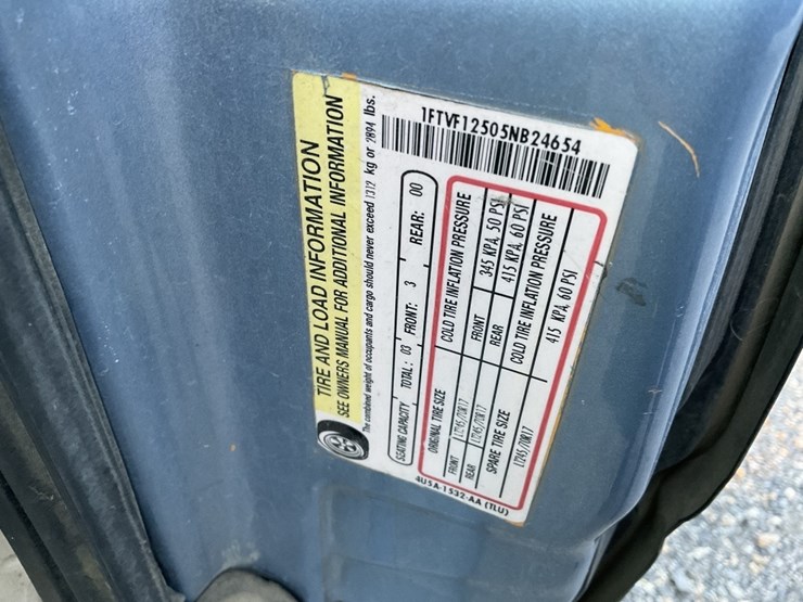 2005-ford-f150-xl-image-7