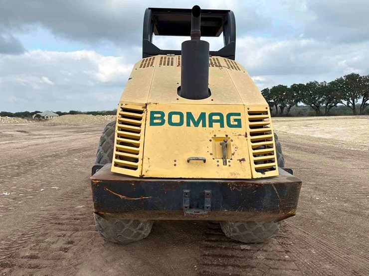 bomag-bw213-image-5