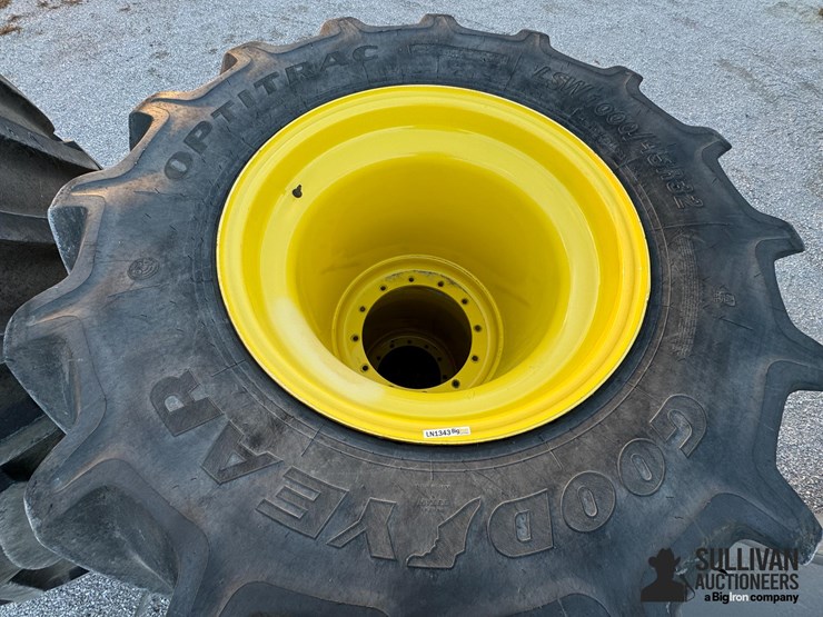 lsw-tires-&-rims-for-jd-8r-tractor-image-5