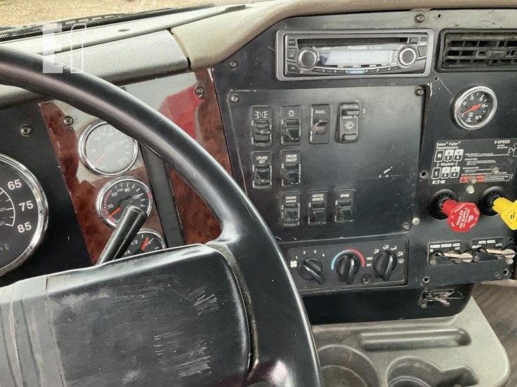 2002-international-9100-image-9