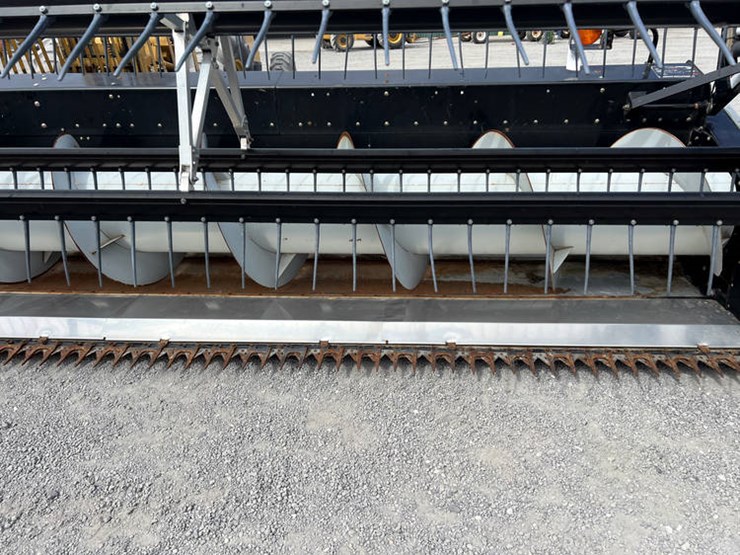 #113999-•-gleaner-bean-head-#30frhp84588-image-5