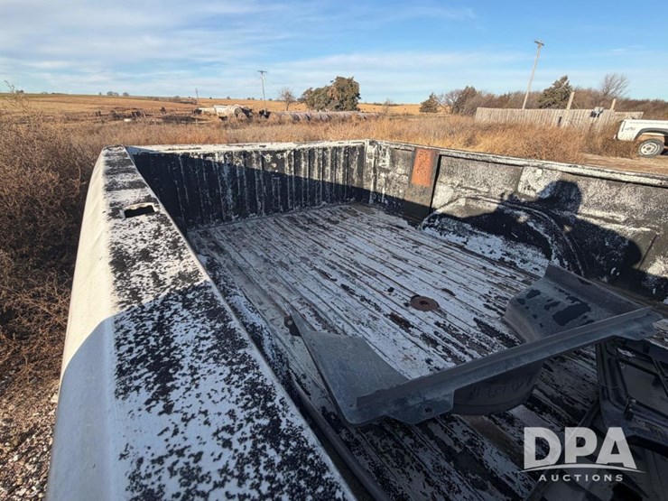 2003-chevrolet-silverado-2500hd-image-31