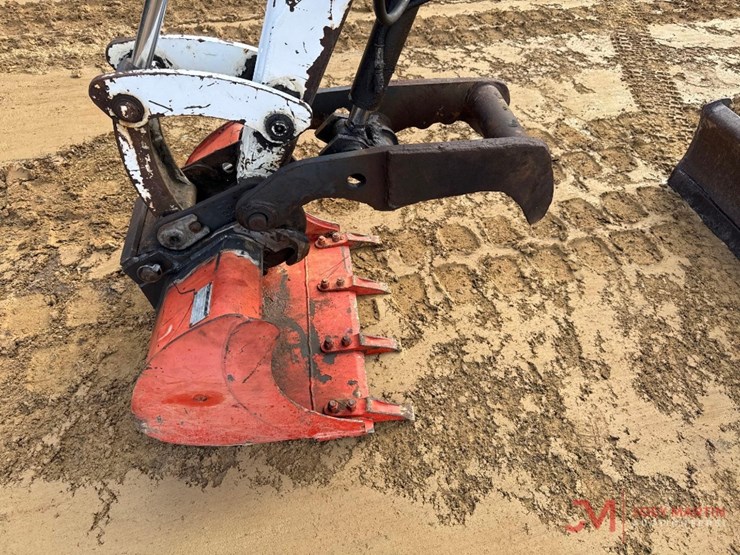 2005-bobcat-328g-image-9