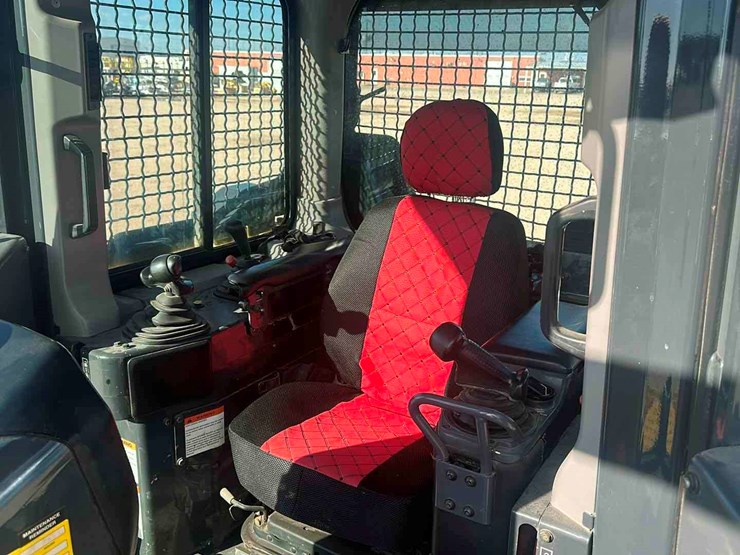 komatsu-d65px-18-image-12