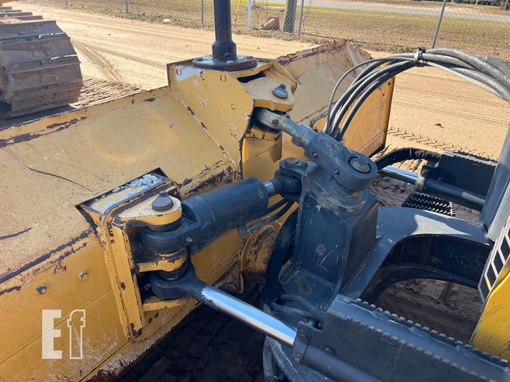 2013-deere-650k-lgp-image-26