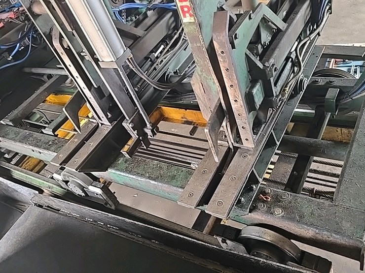 #143-•-cleereman-carriage-image-25