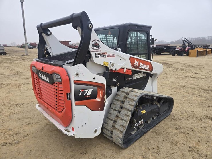 bobcat-t76-image-7