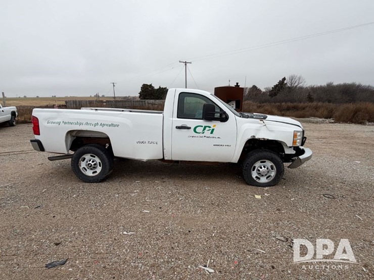 2012-chevrolet-2500hd-image-6