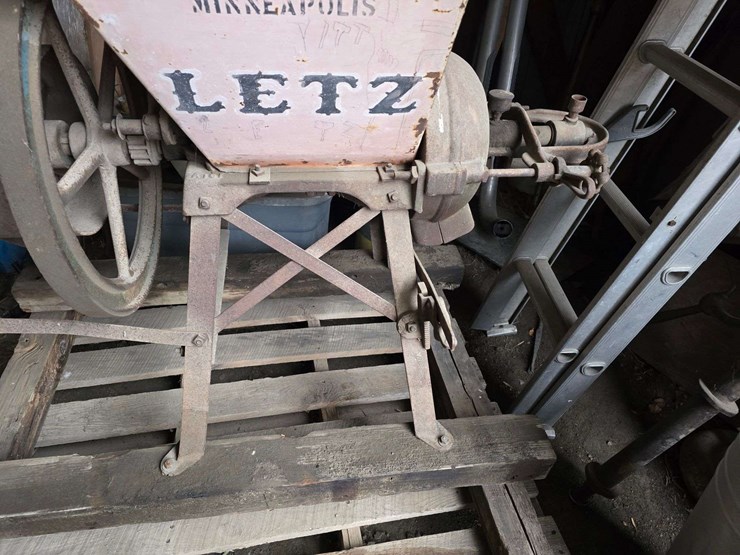 letz-made-for-deere-and-webber-co.-minneapolis-feed-mill,-turns-and-all-levers-work-image-5