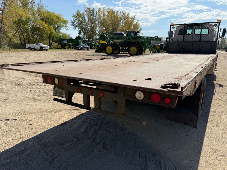 2006-sterling-rollback-truck,-101"x27'-bed,-winch,-automatic-transmission,-388k-miles,-11r22.5-tires-image-46