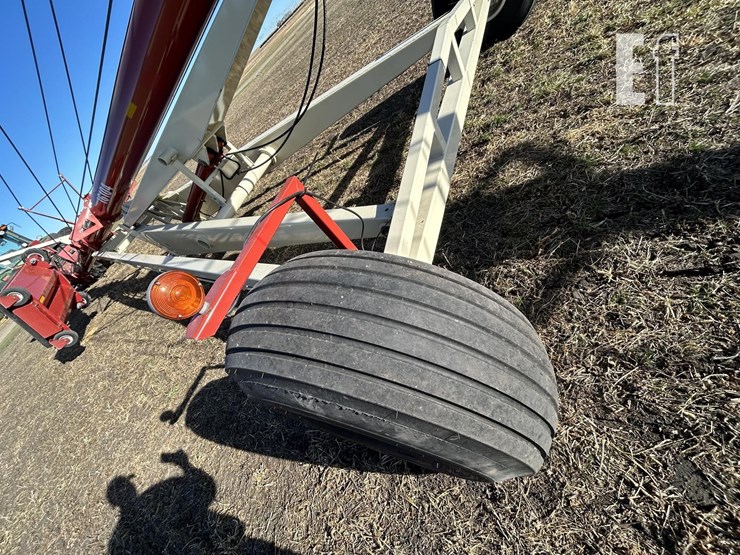 buhler-farm-king-16104-image-4