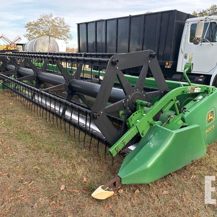 JOHN DEERE 920