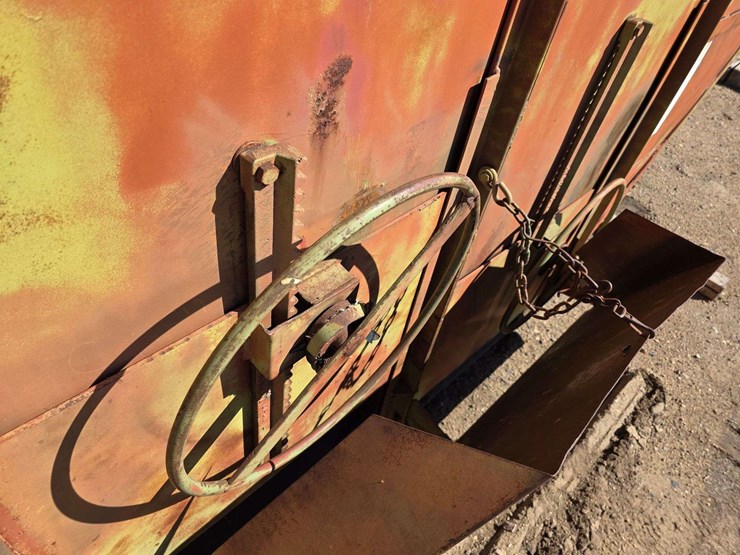 m+w-model-300b-little-red-wagon-gravity-box,-box-only,-side-extensions,-rear-lights-(need-wiring),-r-image-11