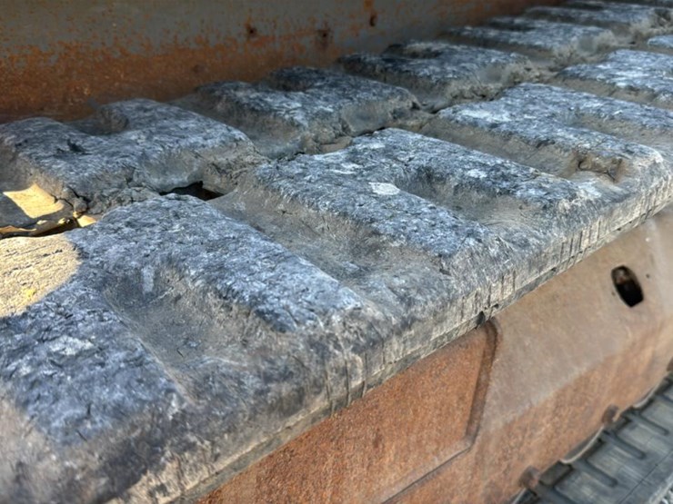 takeuchi-tl12-image-11