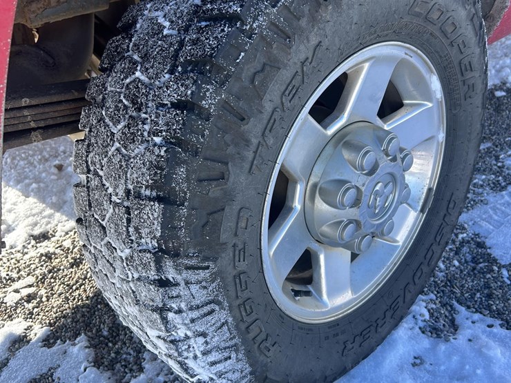 2012-ram-2500-big-horn-image-41