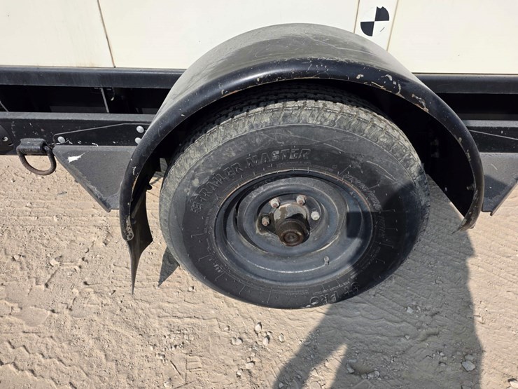 caterpillar-xq30-image-10