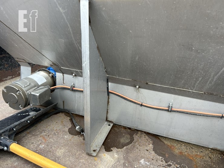 ford-f550-xl-image-33